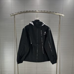 아크테릭스(Arc'teryx) 기능성 자켓