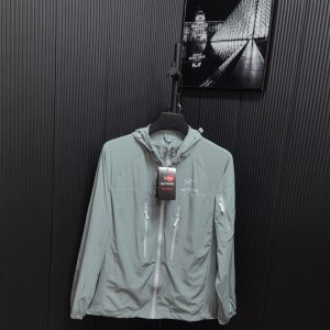 아크테릭스(Arc'teryx) 스쿼미시 후디