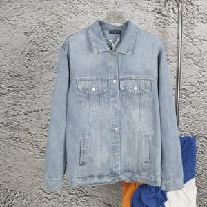 루이비통 (Louis Vuitton) 자수 데님 자켓