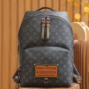 루이비통(Louis Vuitton) 디스커버리 백팩 모노그램 이클립스 가스통 라벨