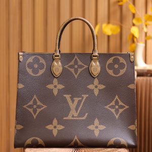 루이비통(Louis Vuitton) 온더고 토트백