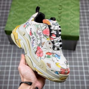 구찌 x 발렌시아가 (Gucci x Balenciaga)더 해커 프로젝트 트리플 S 플로라 프린트