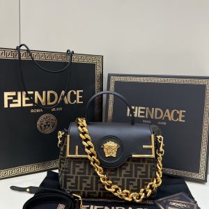 펜다체 (Fendi x Versace) 라 메두사 핸드백
