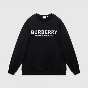 버버리(Burberry) 리미티드 에디션 TB 로고 맨투맨
