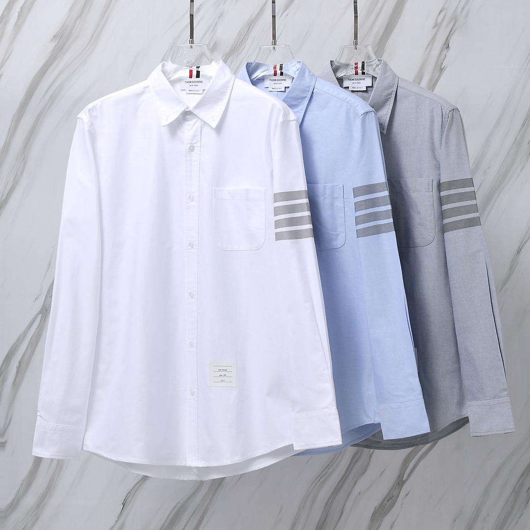 톰브라운(Thom Browne) 시그니처 암밴드 옥스퍼드 버튼다운 셔츠