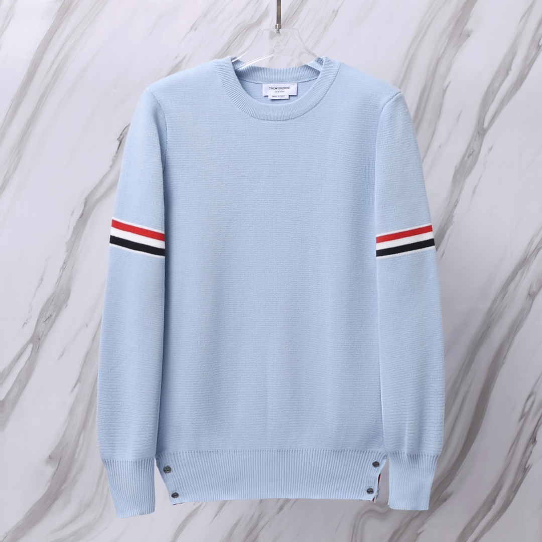 톰브라운(Thom Browne) 스타일 삼색 라인 암밴드 크루넥 니트 스카이 블루