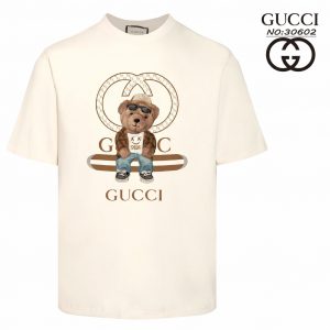 구찌(GUCCI) 디지털 프린트 크루넥 반팔 티셔츠