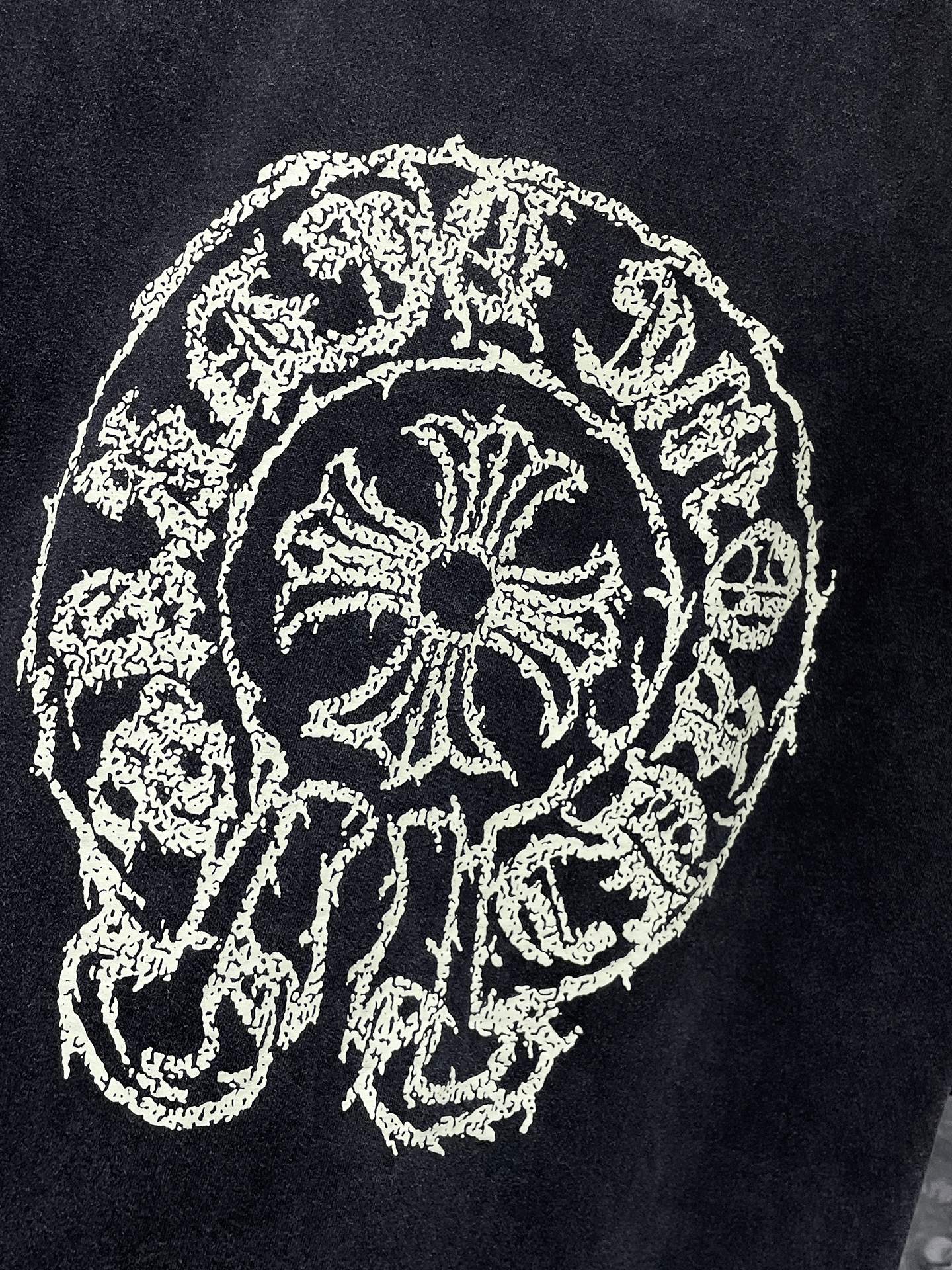 크롬하츠(Chrome Hearts)워싱 빈티지 플로럴 십자가 반팔 티셔츠 - 이미지 9