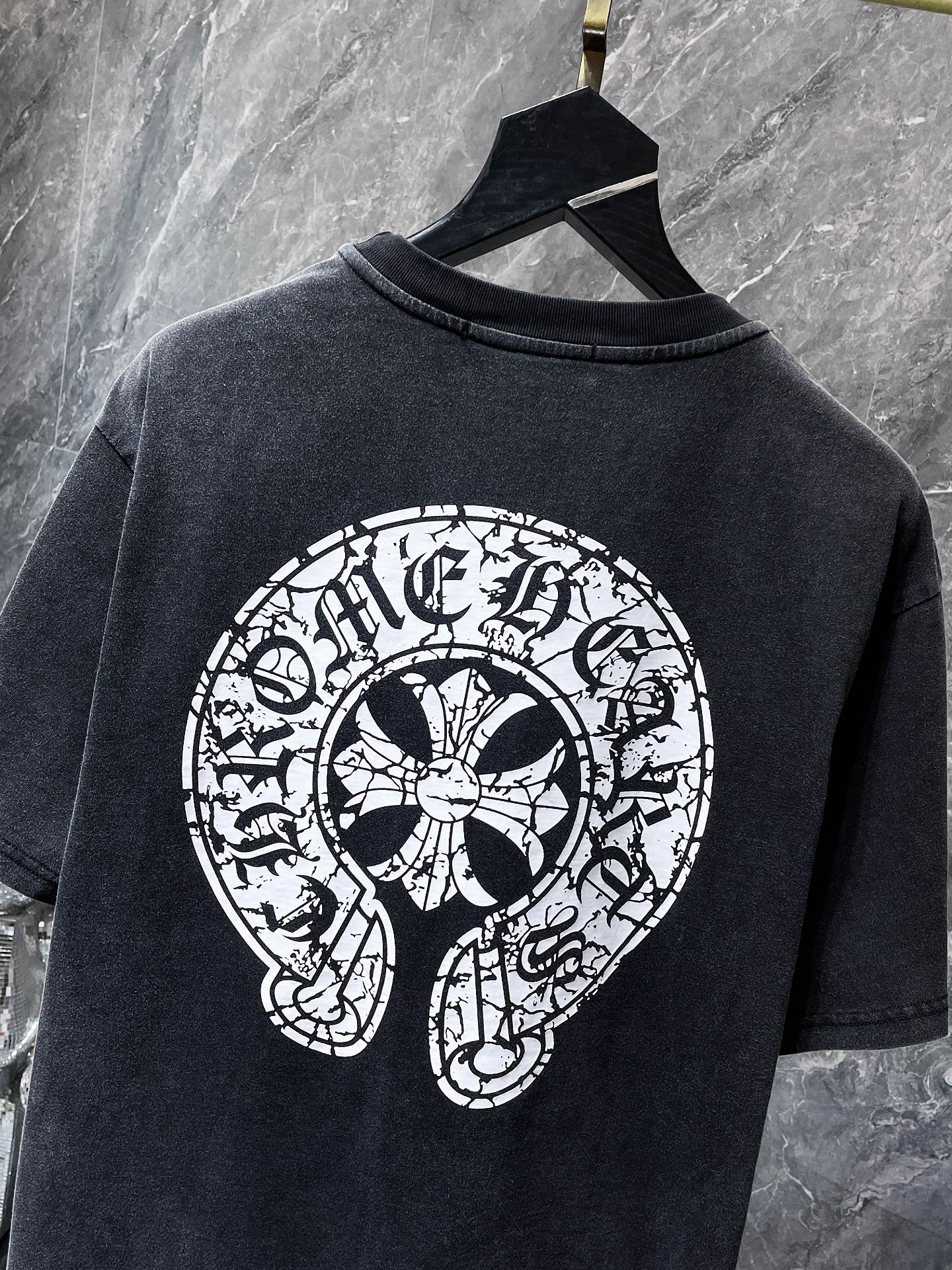 크롬하츠(Chrome Hearts) 빈티지 워싱 플로럴 십자가 반팔 티셔츠 - 이미지 7