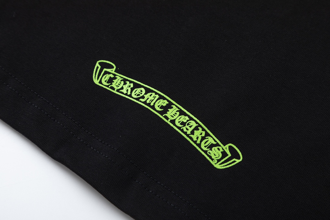 크롬하츠(Chrome Hearts) 플로럴 워싱 프린팅 포켓 긴팔 티셔츠 - 이미지 4