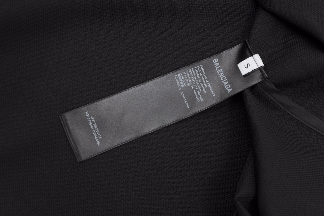 발렌시아가(Balenciaga) × Adidas 트랙 자켓/셔츠 - 이미지 9