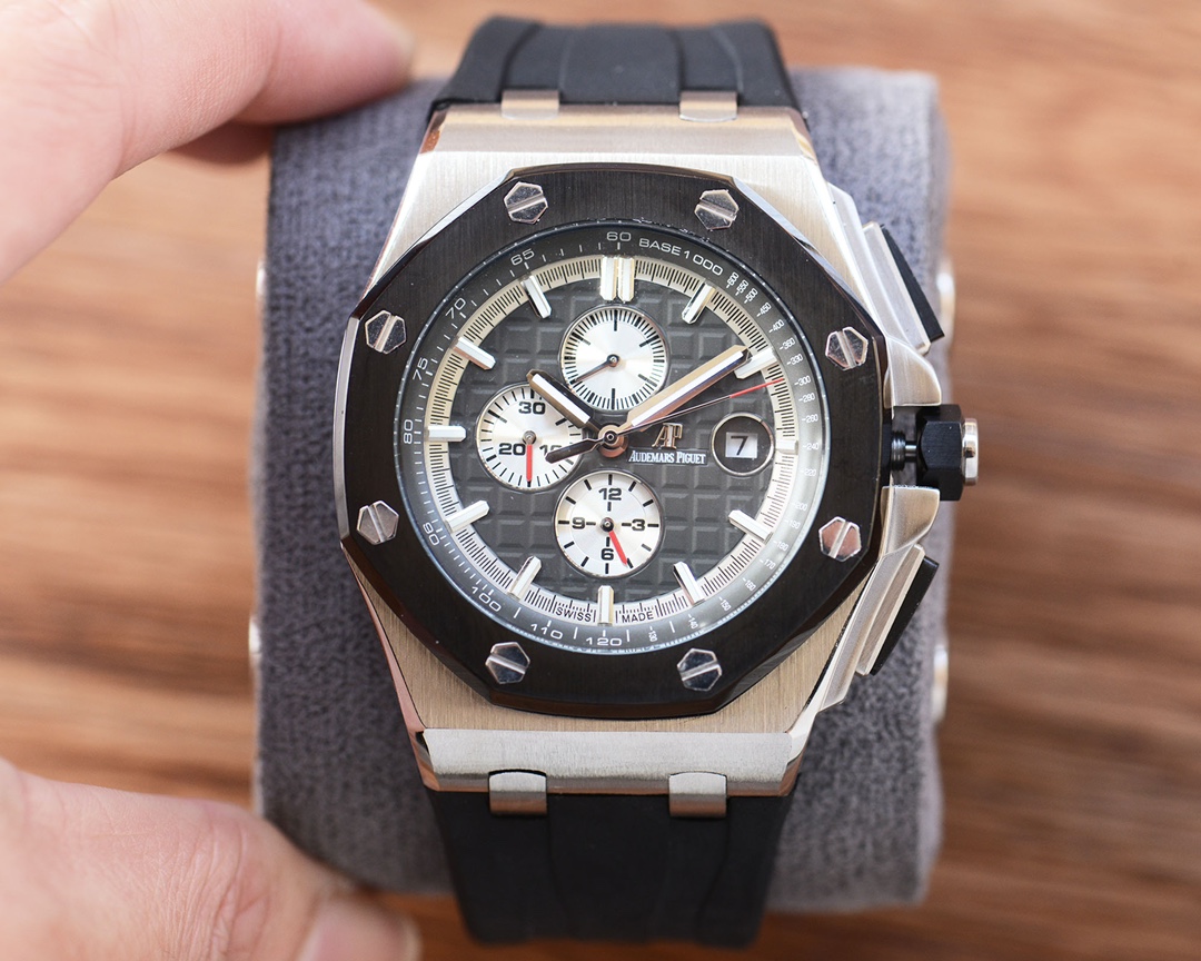 오데마 피게(Audemars Piguet)AP 로열 오크 오프쇼어 시리즈 44mm - 이미지 5