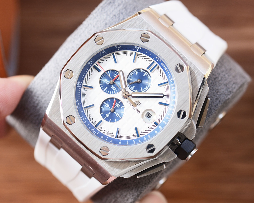 오데마 피게(Audemars Piguet)AP 로열 오크 오프쇼어 시리즈 44mm - 이미지 5