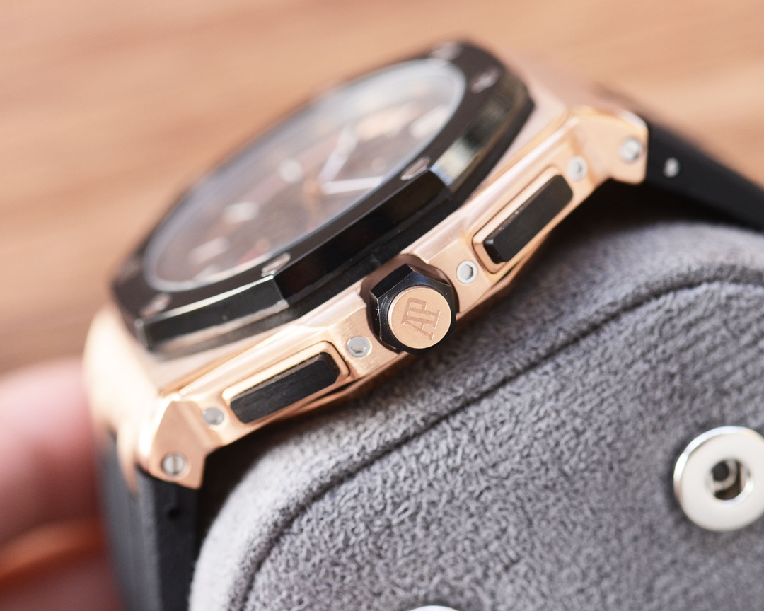 오데마 피게(Audemars Piguet)AP 로열 오크 오프쇼어 시리즈 44mm - 이미지 7