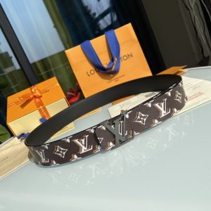 루이비통 (Louis Vuitton) 벨트 4.0cm