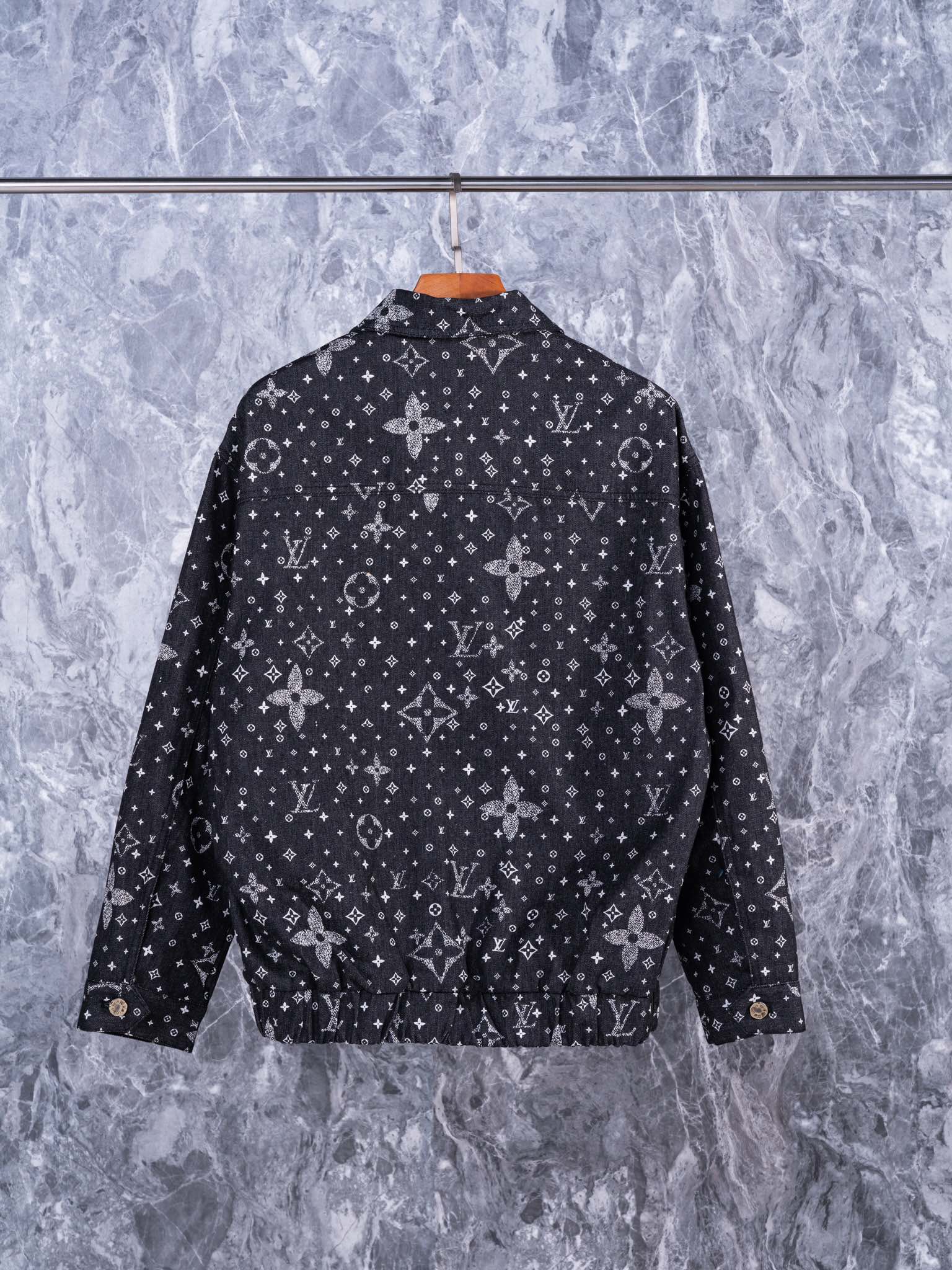 루이비통 (Louis Vuitton) 올오버 모노그램 데님 자켓 - 이미지 2