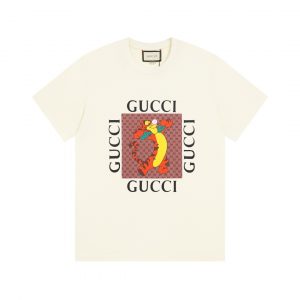 구찌(GUCCI) 카툰 타이거 스트라이프 프린트 반팔 티셔츠
