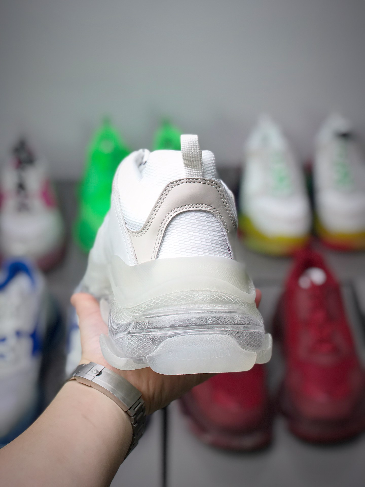 발렌시아가 (Balenciaga) 트리플 S 클리어 솔 스니커즈 - 이미지 3