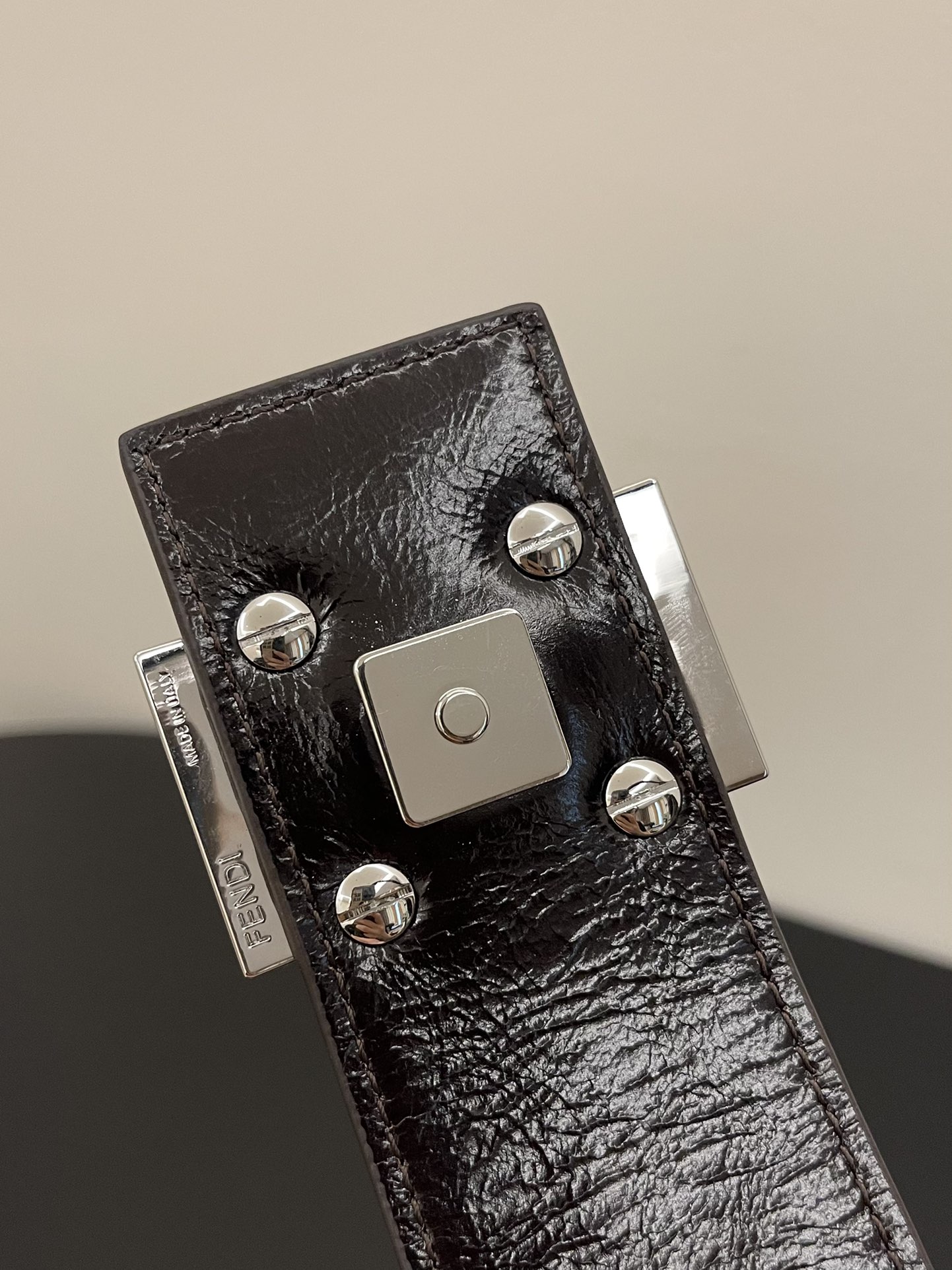 펜디(FENDI) 주카 캔버스 호보백 - 이미지 3