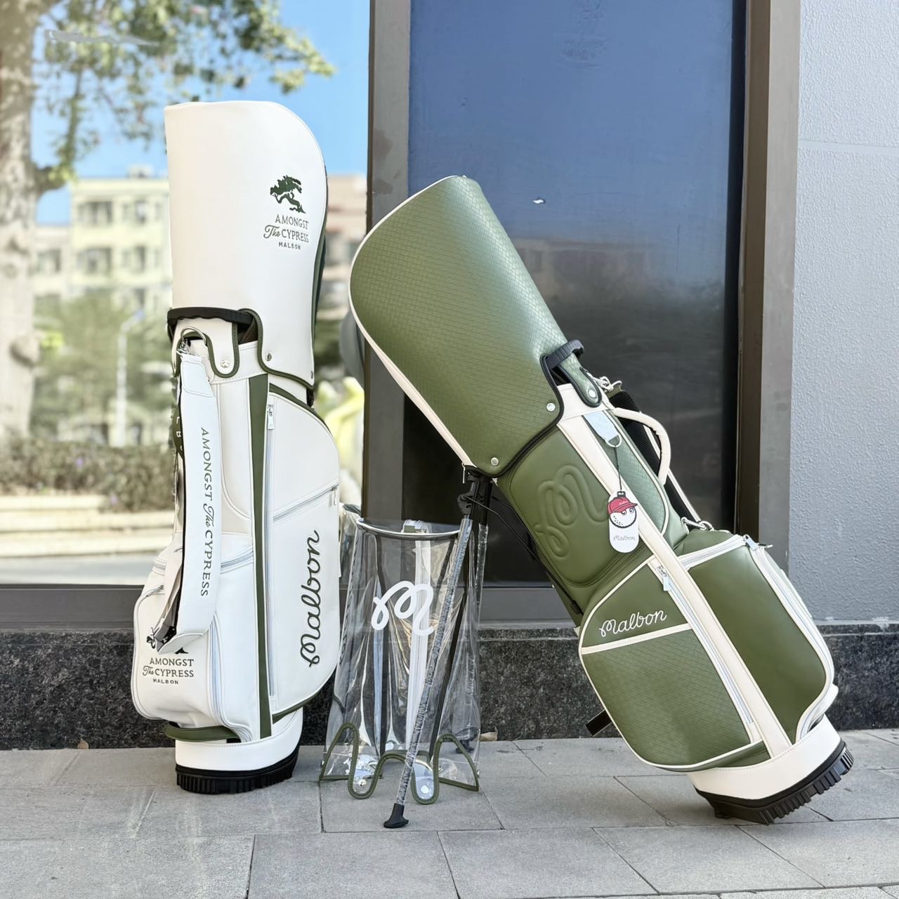 말본(Malbon) x AMC 어몽스트 더 사이프러스 스탠드백 - 이미지 3