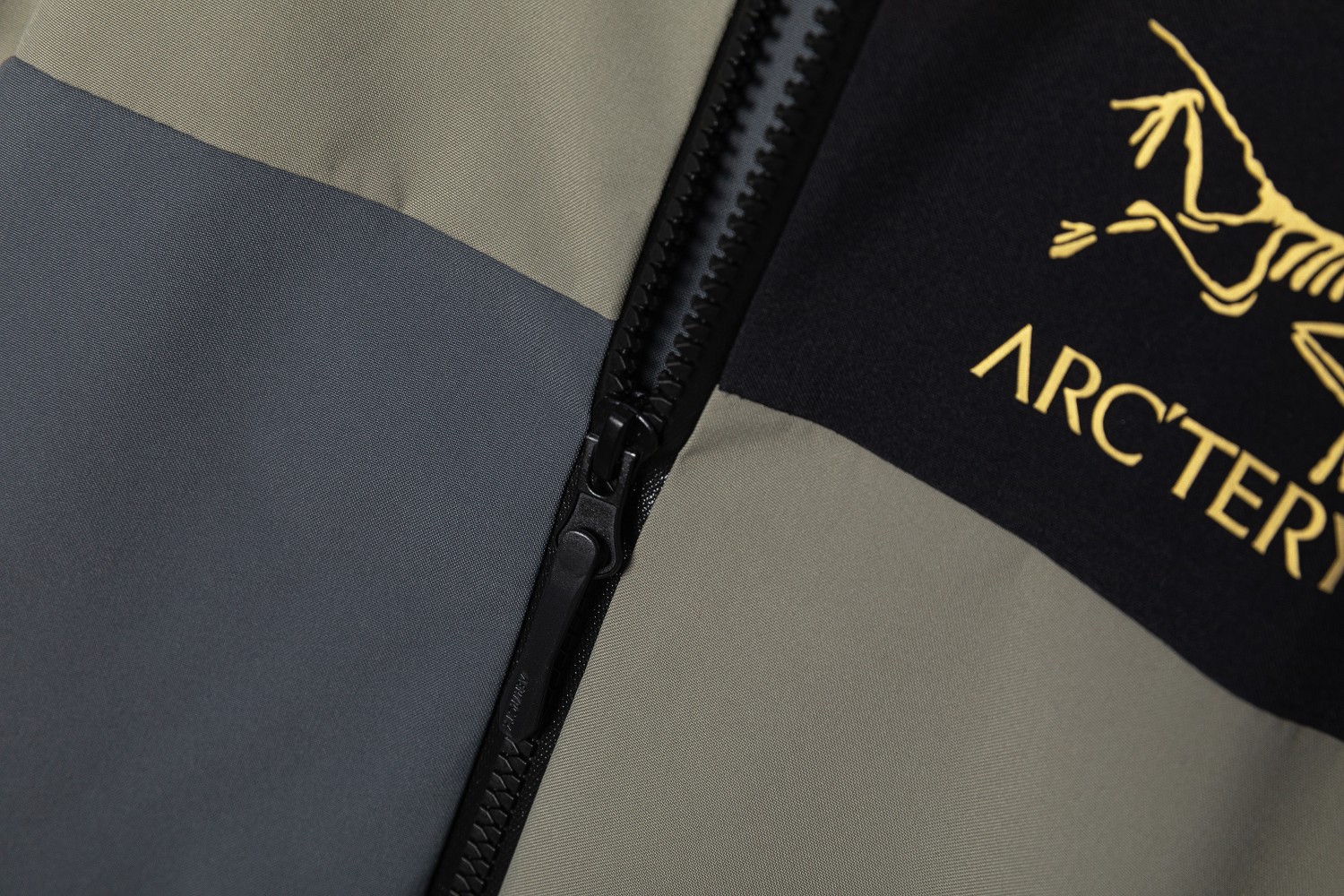 아크테릭스 (Arc’teryx) 디멘션 베타 고어텍스 자켓 - 이미지 4