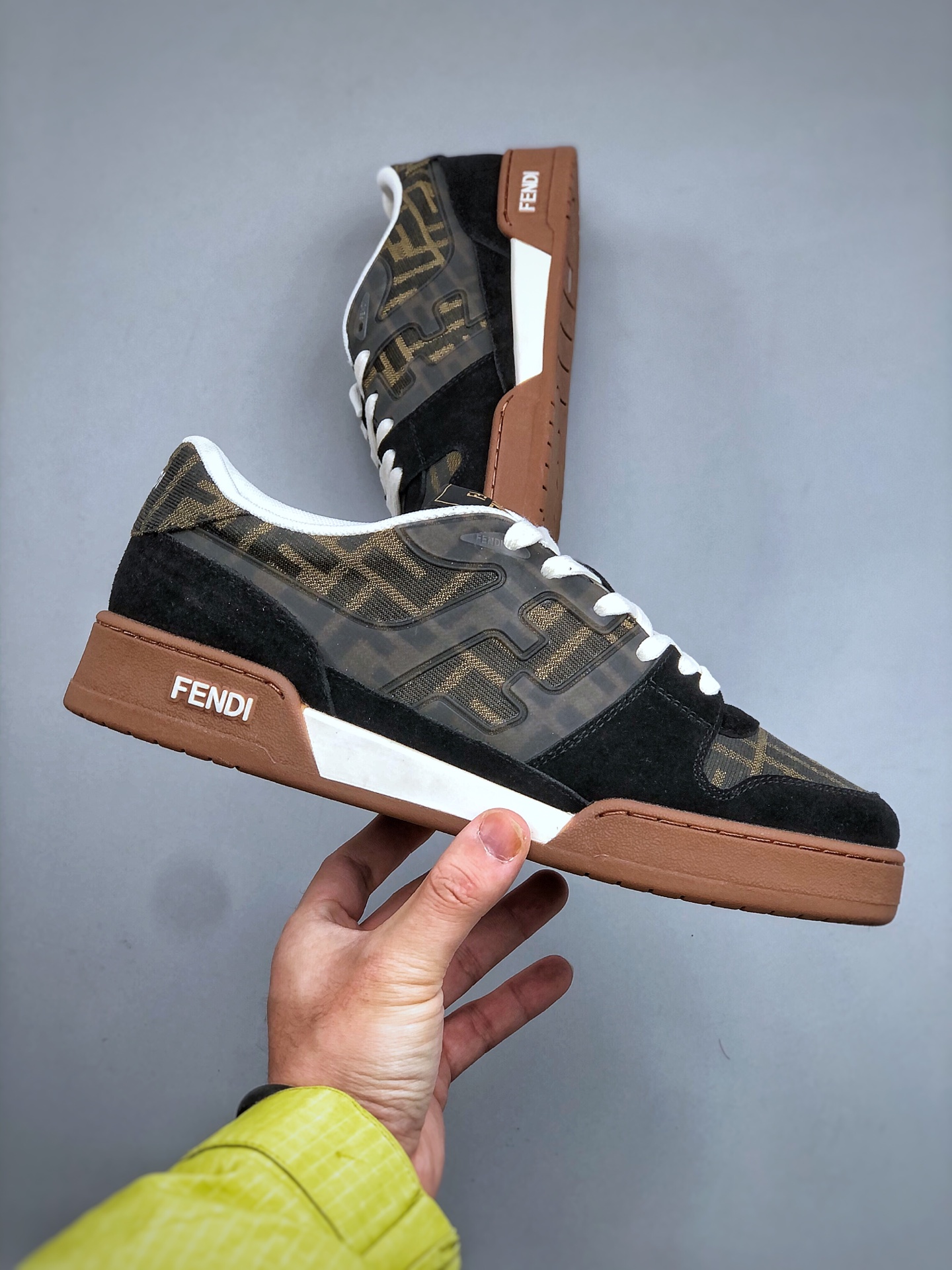 펜디 매치(Fendi Match) 로우탑 스니커즈 - 이미지 4