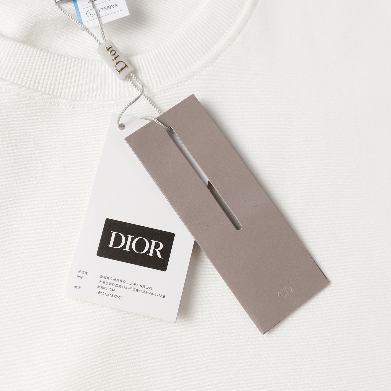 디올(Dior) 크리스찬 디올 아뜰리에 자수 패치 스웨트셔츠 - 이미지 4
