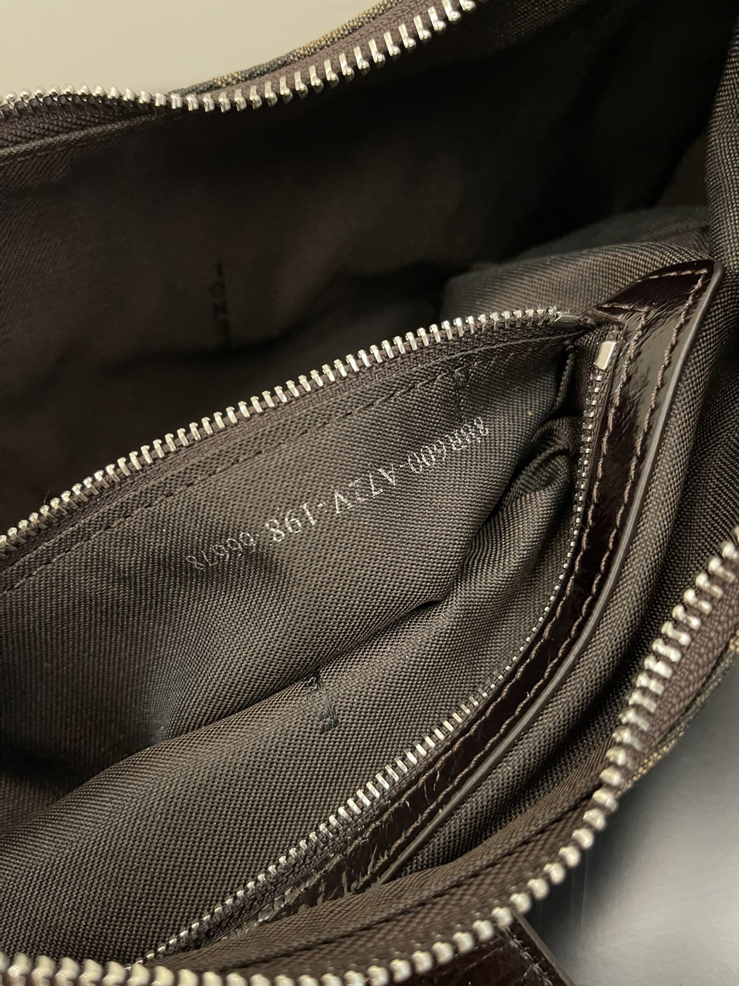 펜디(FENDI) 주카 캔버스 호보백 - 이미지 5