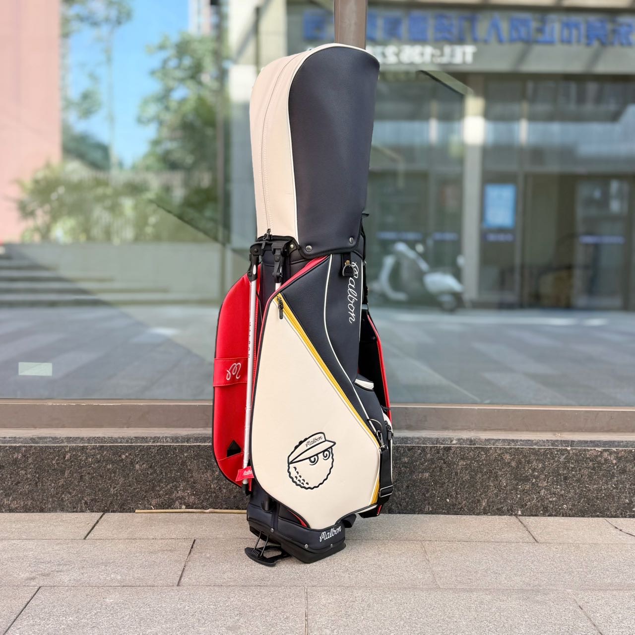 말본 골프(MALBON GOLF) 성수 익스클루시브 스탠드백 - 이미지 5