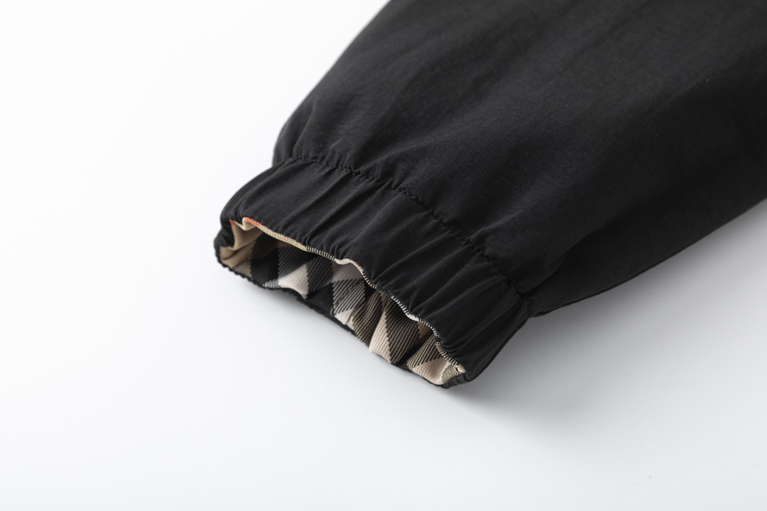 버버리(Burberry) 리버시블 체크 후드 재킷 - 이미지 5