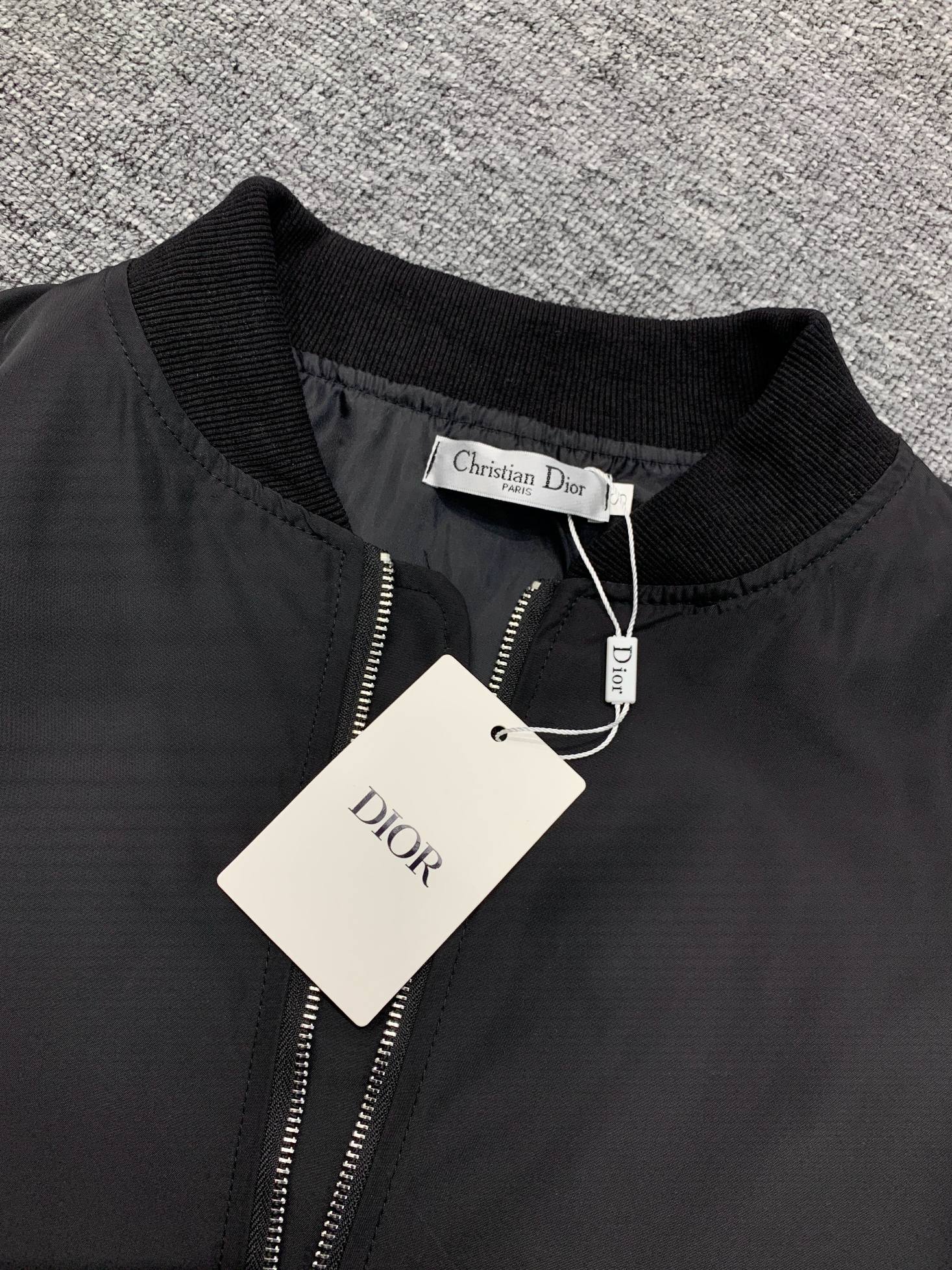 디올(Dior) 크리스찬 디올 꾸뛰르 봄버 자켓 - 이미지 6