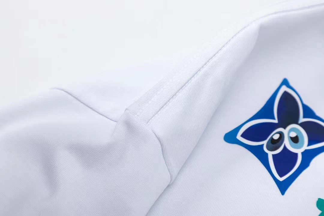 루이비통 (Louis Vuitton) 그래피티 모노그램 플라워 자수 티셔츠 - 이미지 6