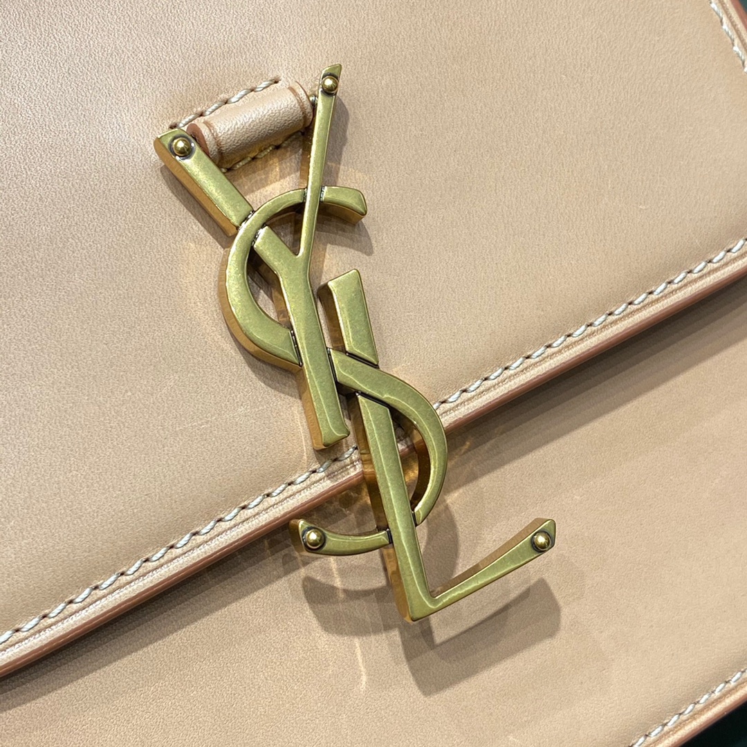 생로랑(Saint Laurent)의 카이아 사첼백 세로형 디자인 - 이미지 6