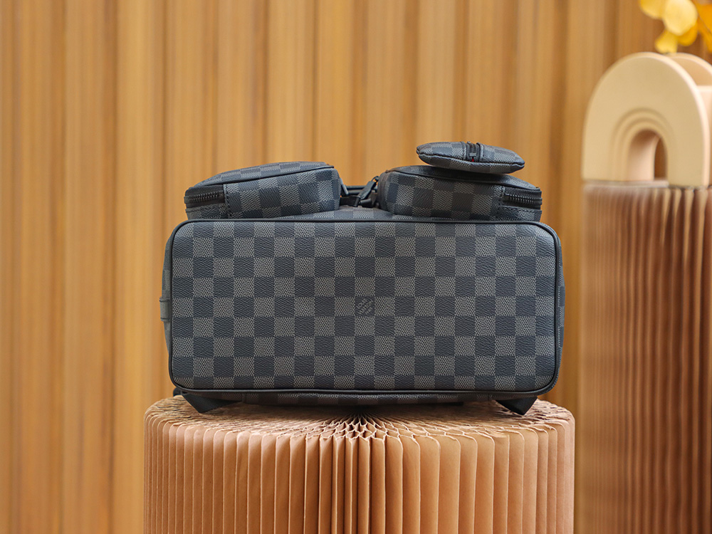 루이비통 (Louis Vuitton) 유틸리티 백팩 다미에 그라파이트 - 이미지 7