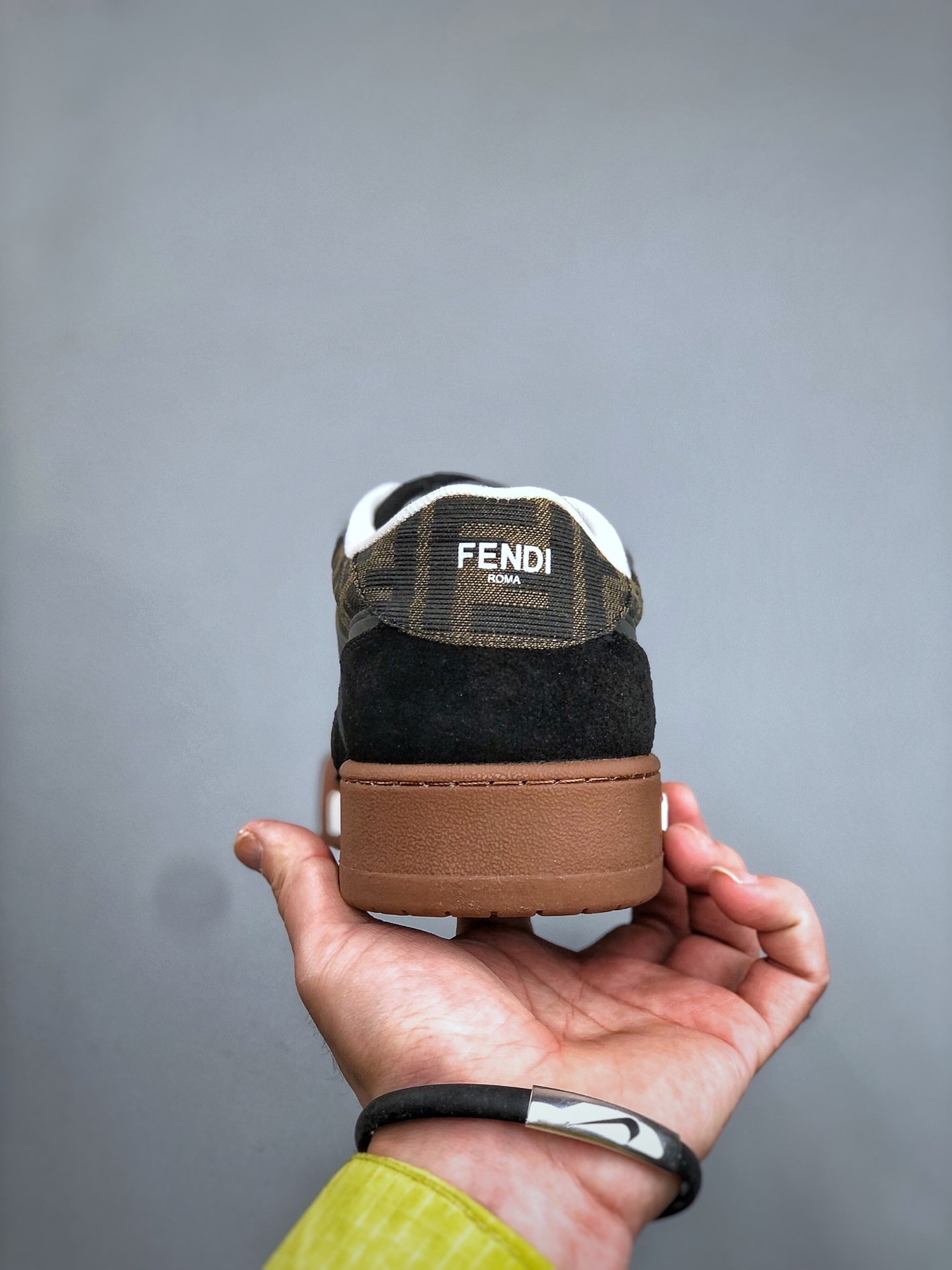 펜디 매치(Fendi Match) 로우탑 스니커즈 - 이미지 7