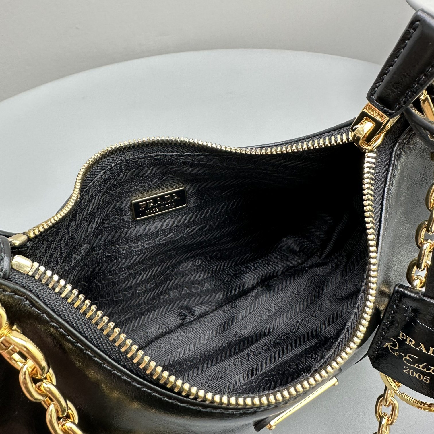 프라다(PRADA) 나플락 페이턴트 가죽 백 - 이미지 7