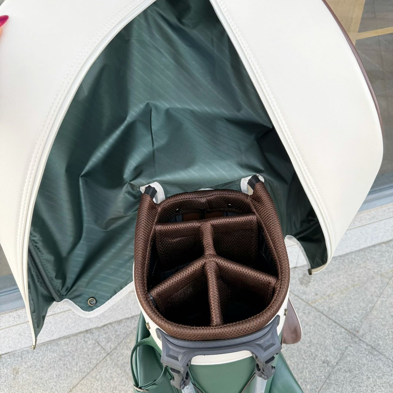 말본 골프(MALBON GOLF) 뉴 본 클래식 스탠드백 - 이미지 8