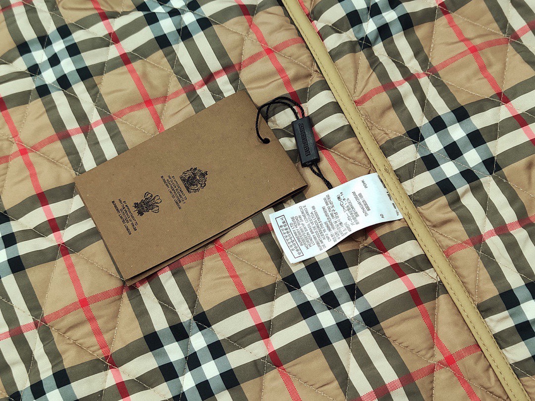 버버리(Burberry) 드라네펠드 퀼팅 자켓 - 이미지 7