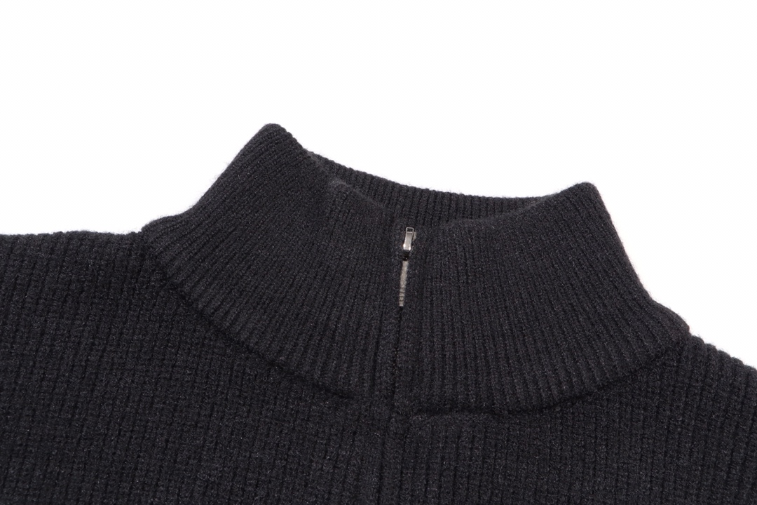 톰브라운(Thom Browne) 클래식 사선 스트라이프 집업 니트 가디건 - 이미지 3