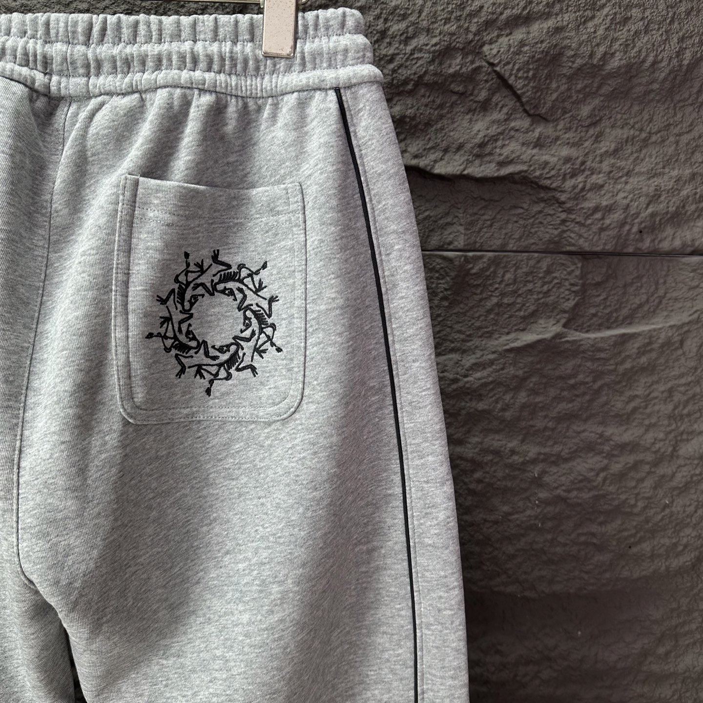 아크테릭스 (Arc’teryx) 파이핑 트레이닝 팬츠 - 이미지 8