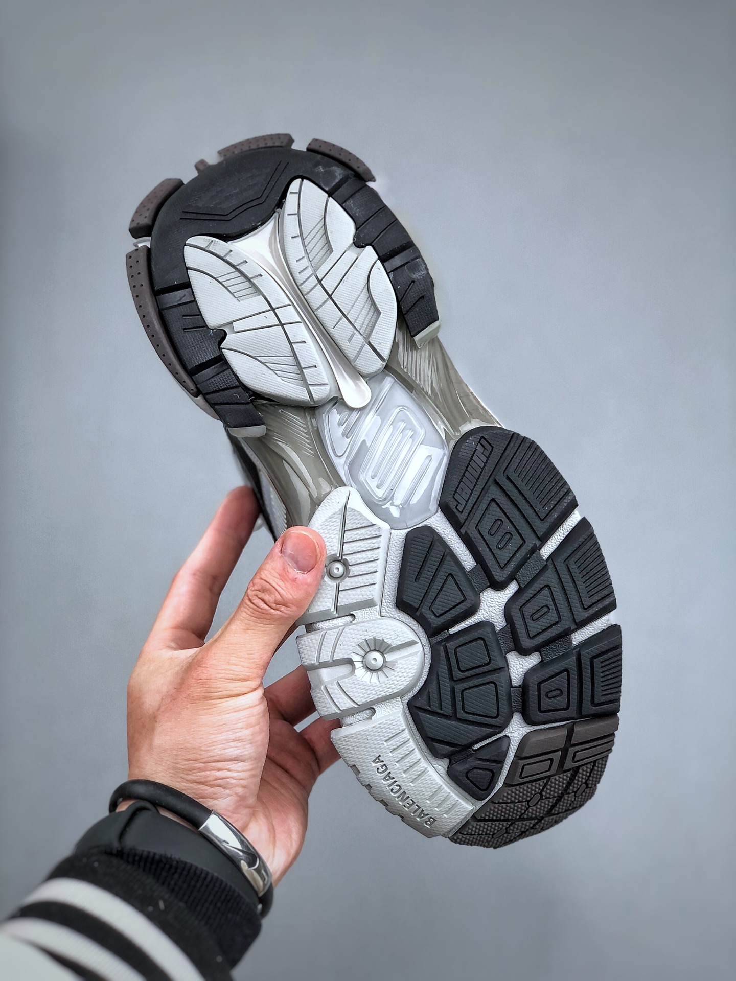 발렌시아가(Balenciaga) 러너 2.0 스니커즈 - 이미지 8