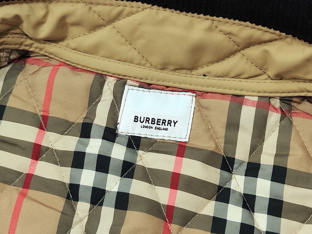 버버리(Burberry) 드라네펠드 퀼팅 자켓 - 이미지 8