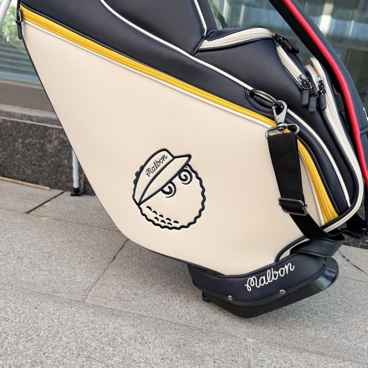 말본 골프(MALBON GOLF) 성수 익스클루시브 스탠드백 - 이미지 9