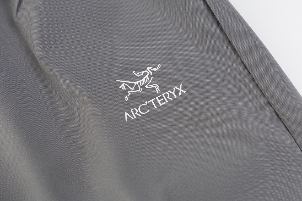 아크테릭스(Arc'teryx) 기능성 고어텍스 조거 팬츠 - 이미지 9