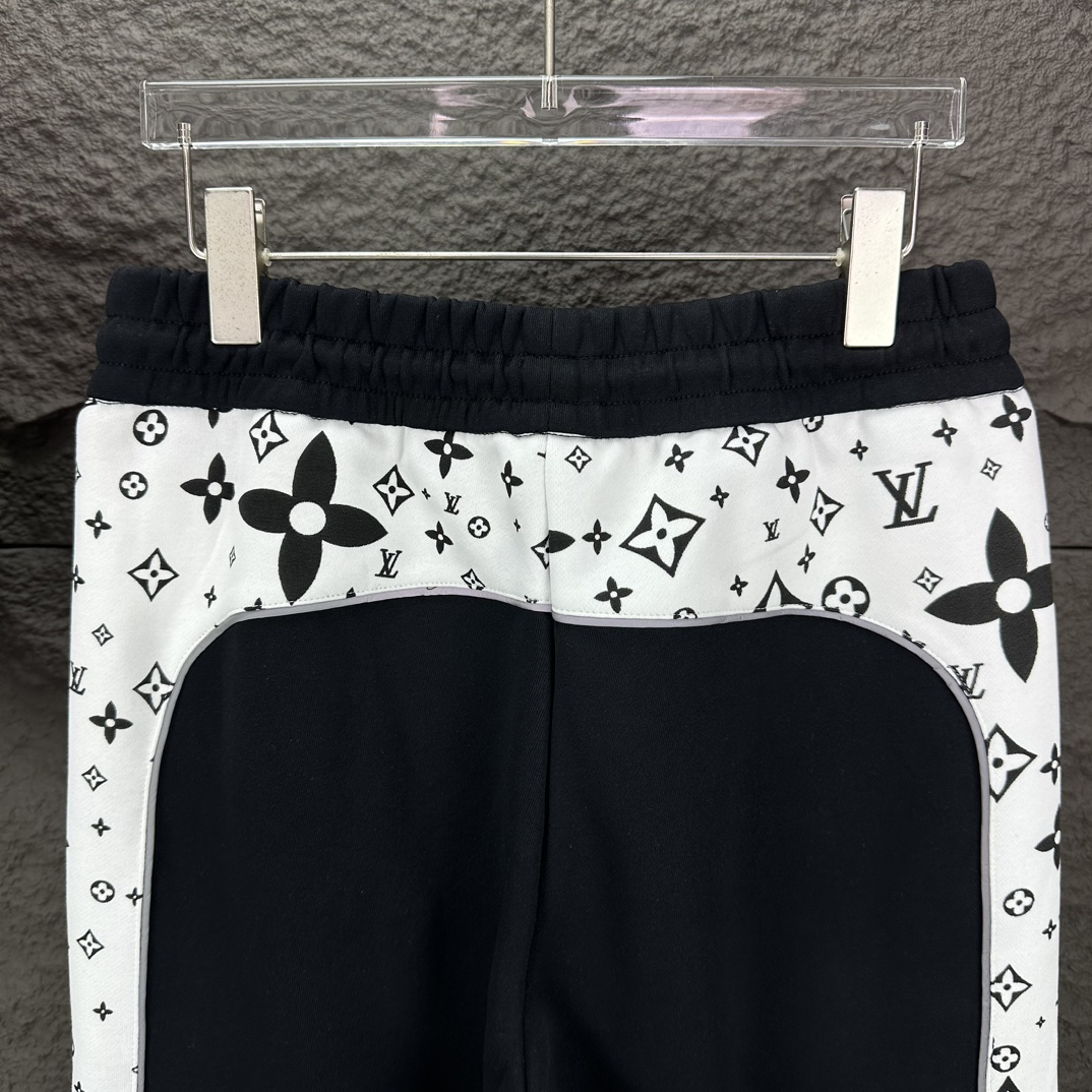 루이비통 (Louis Vuitton) 사이드 패널 모노그램 스웨트 조거 팬츠 - 이미지 9