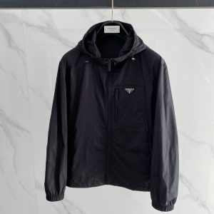 프라다(PRADA) 리나일론 트라이앵글 로고 후드 자켓