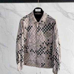 루이비통(Louis Vuitton) 다미에 팝 로고 워크 자켓