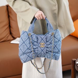 샤넬(CHANEL) 25K 맥시 보우 백 워시드 데님