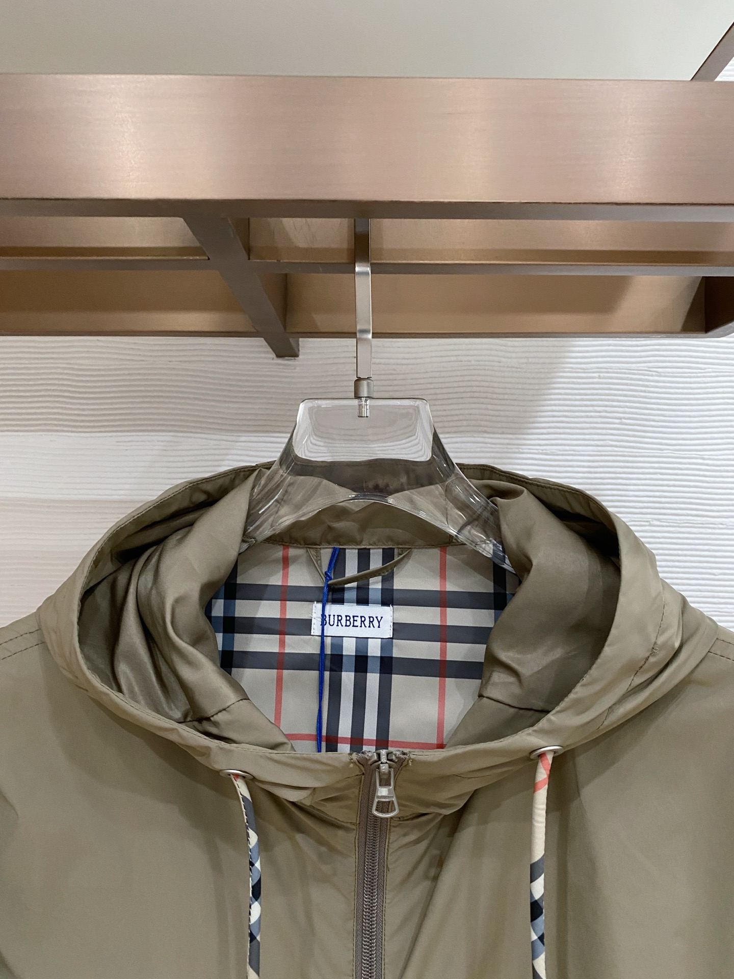 버버리(Burberry) 로고 패치 체크 라이닝 후드 자켓 - 이미지 11