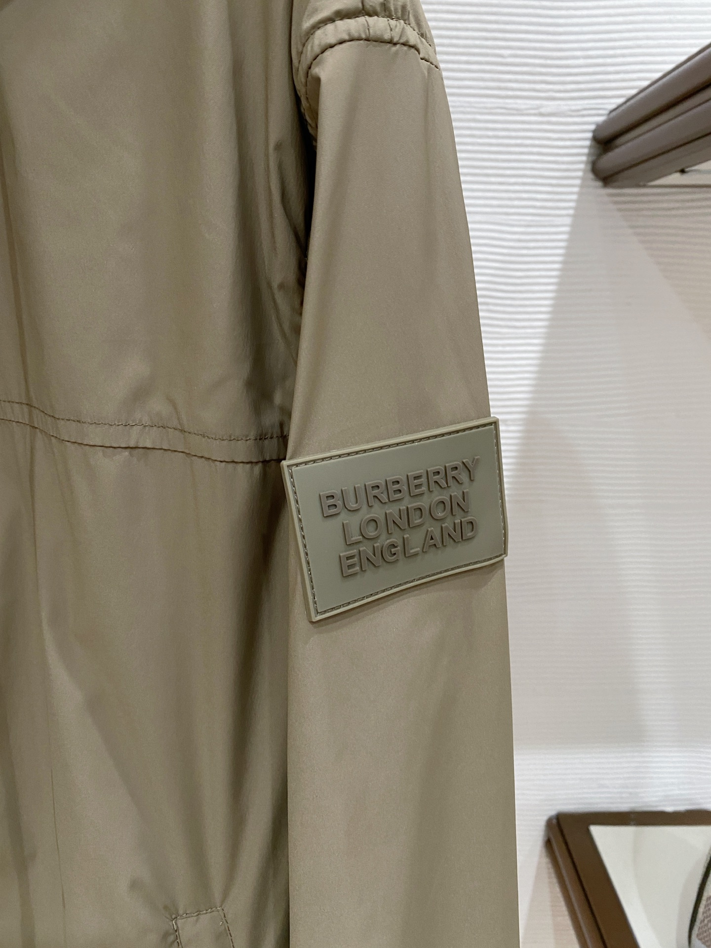 버버리(Burberry) 로고 패치 체크 라이닝 후드 자켓 - 이미지 13